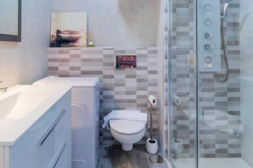 Apartamento Pink Vistalegre トレビエハ エクステリア 写真
